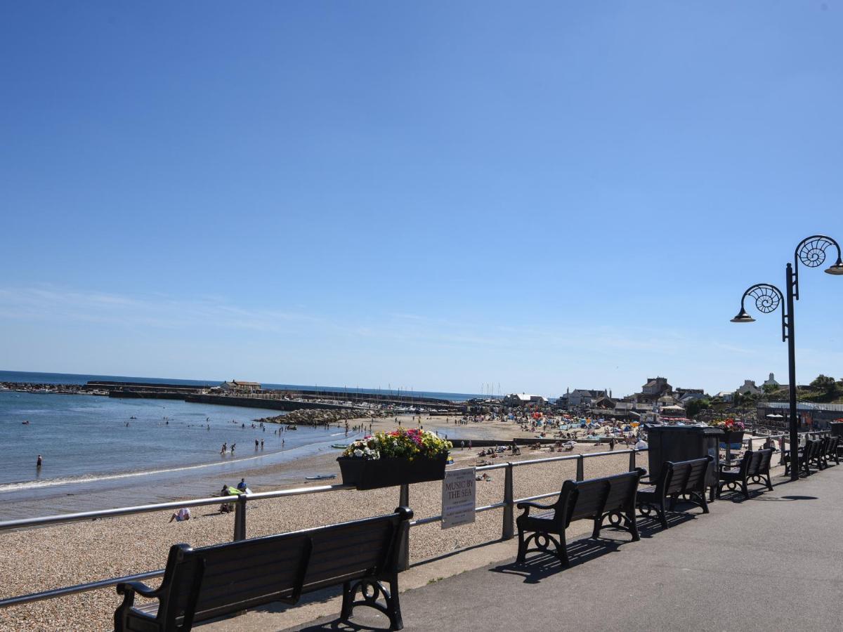 Bell Cliff House Villa Lyme Regis Buitenkant foto